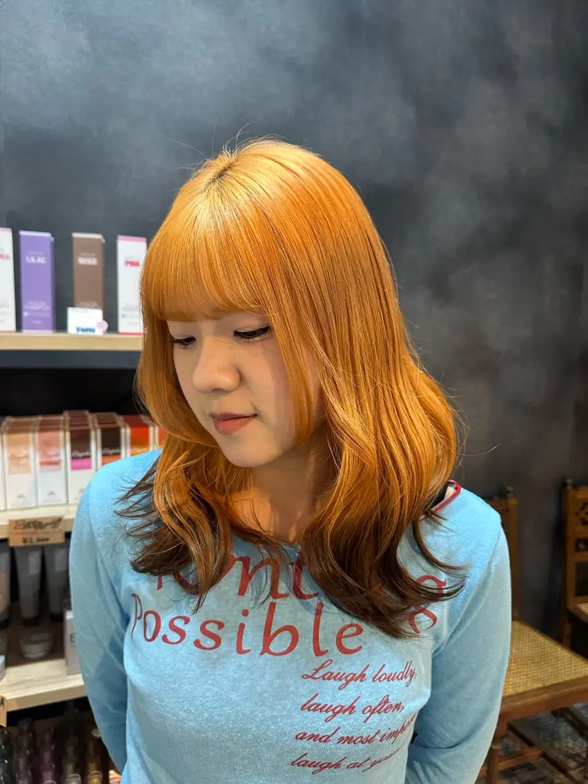 セミロング ヘアカラー 坂庭 美夢のヘアスタイル