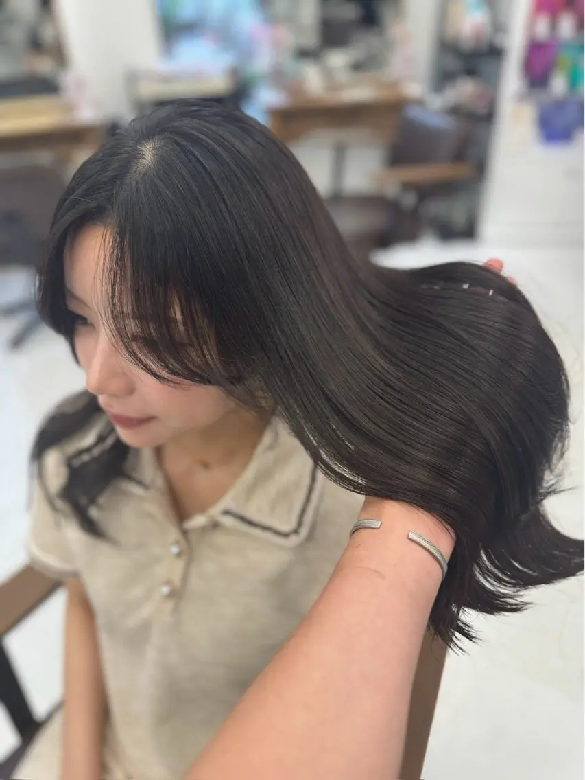 ロング 坂本 小春のヘアスタイル