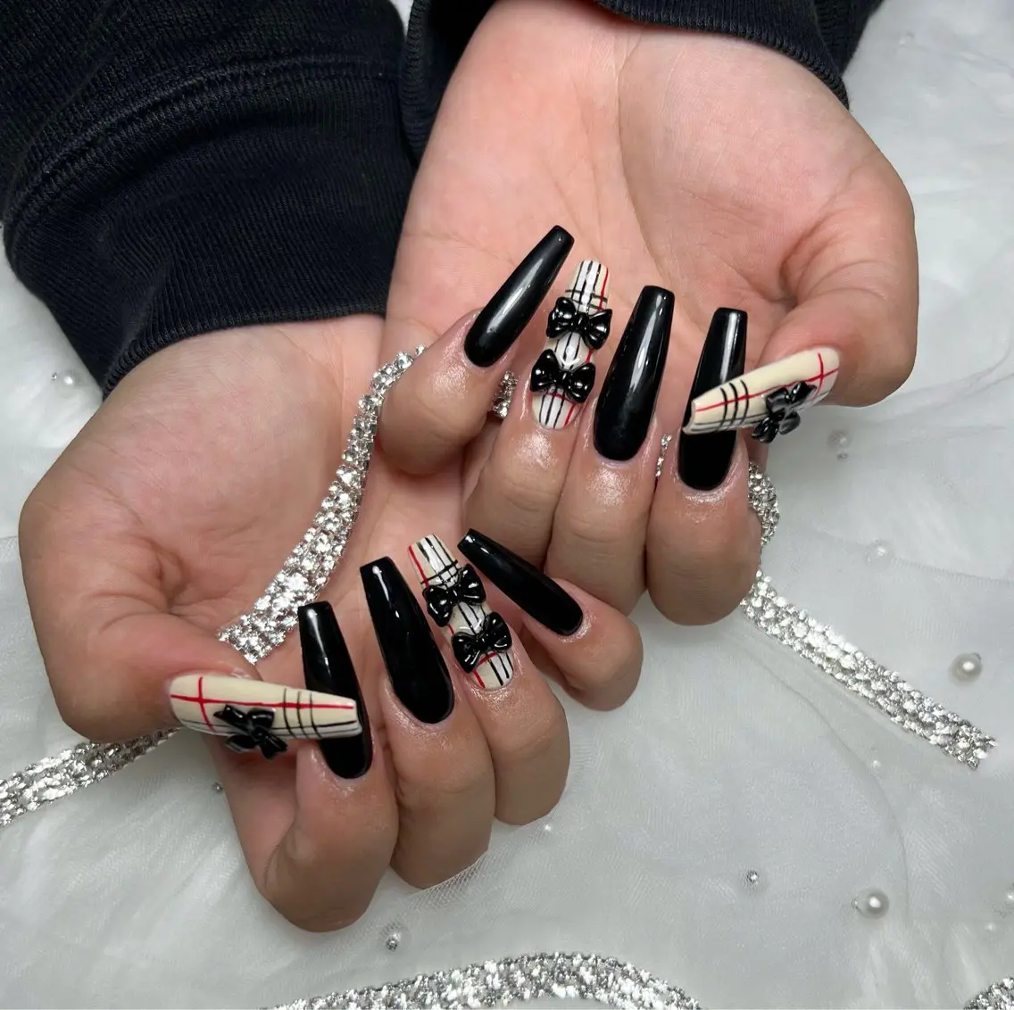 ネイル リボン pyuna. nailのネイルデザイン