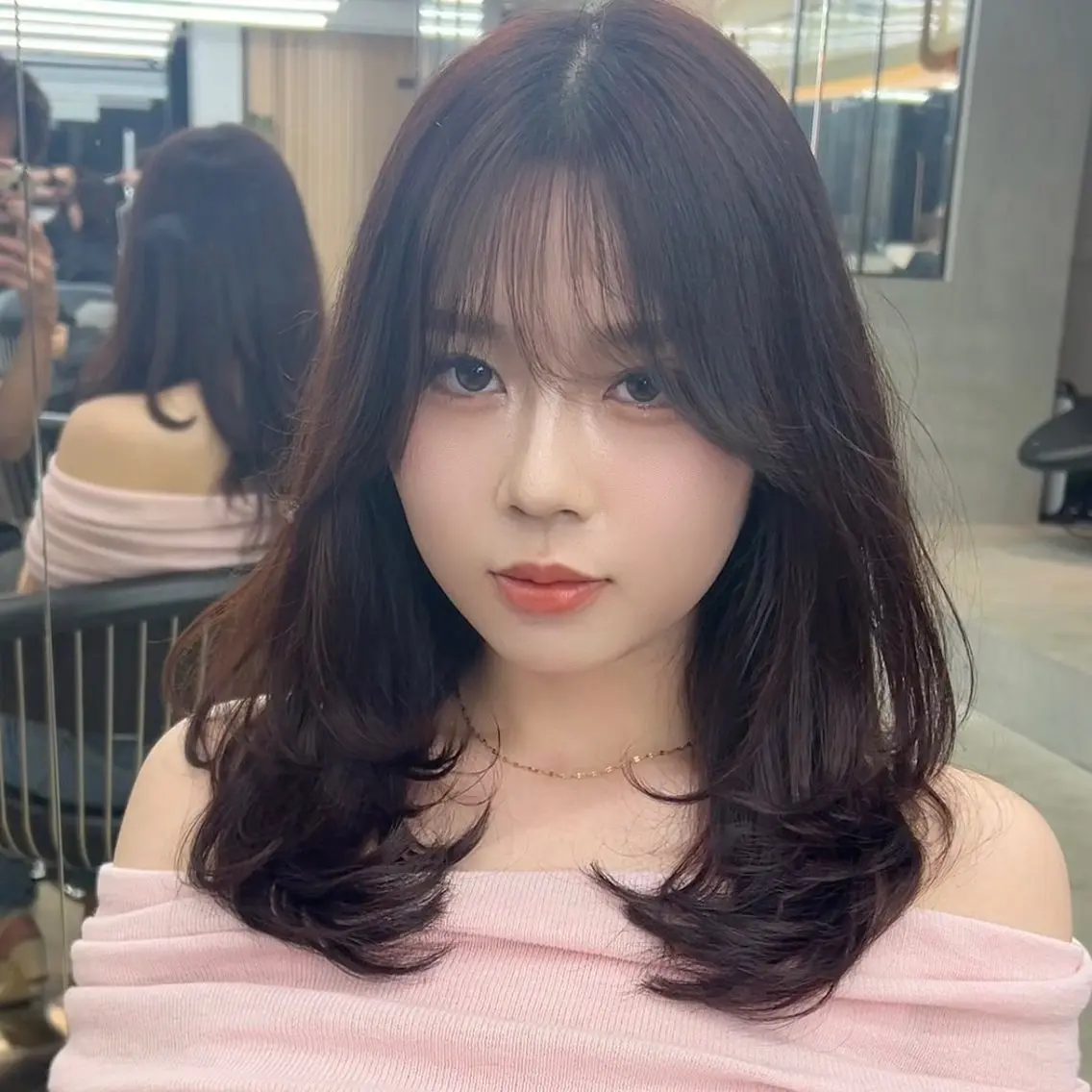 30%以上オフ【女性のお悩みNo.1💗】前髪、顔周りまで縮毛矯正💗+似合わせカット/韓国/(ケアトリートメント付き)の写真