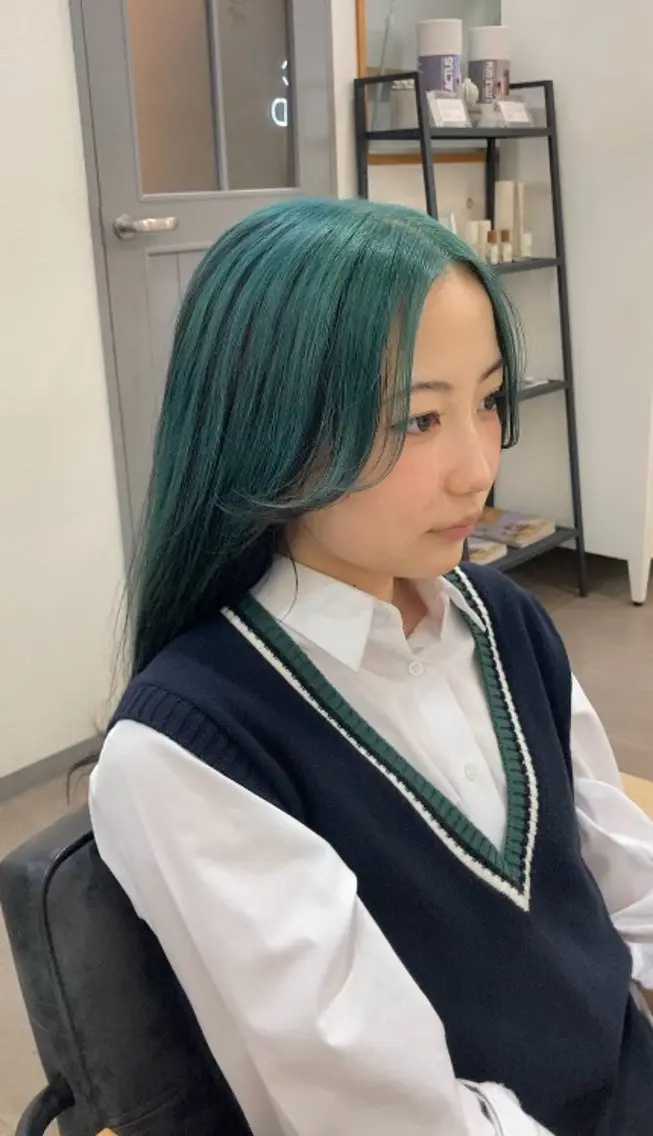 【U22限定夏休みハイトーン】ブリーチ+カラーの写真
