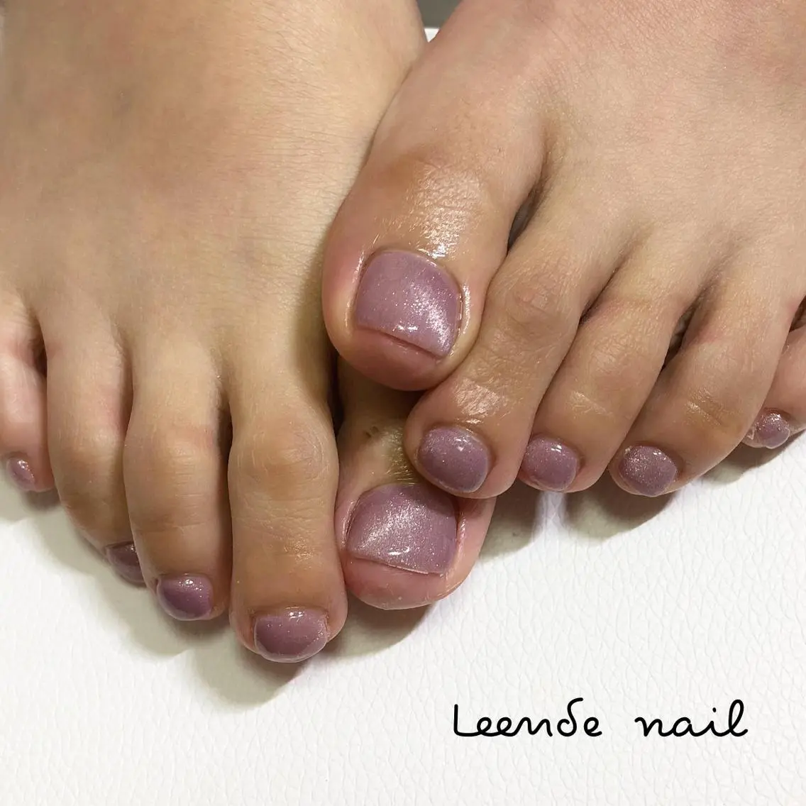 ネイル フットネイル Leendenail 【リエンダネイル】のネイルデザイン