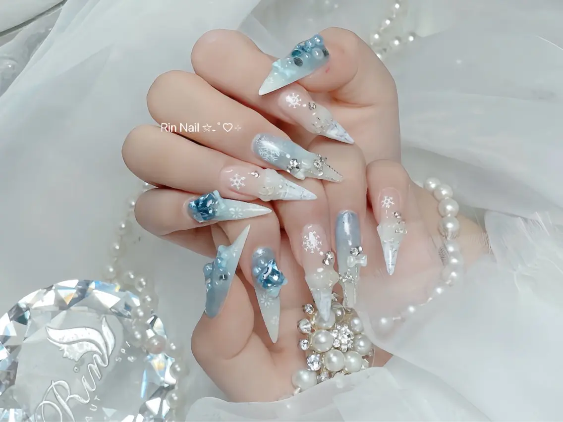 ネイル アニマル柄 べっ甲ネイル ブルー ボルドー ブラウン ハンドネイル Rin Nail 新大久保店のネイルデザイン