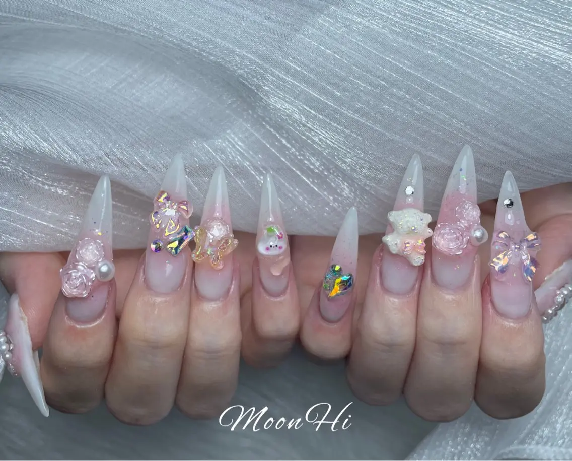 ネイル MoonHi Nail 朝霞台のネイルデザイン