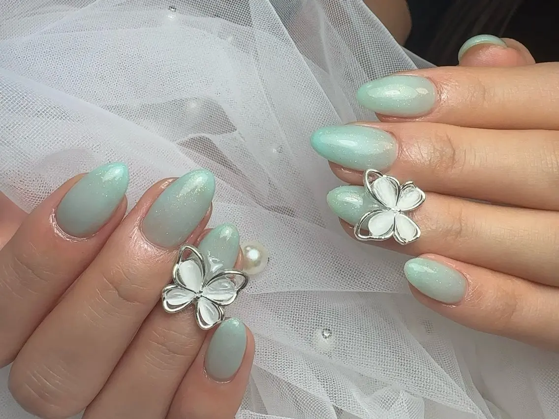 ネイル 成人式 長さ出し フットネイル フレンチネイル ジェルネイル ハンドネイル ハンドケア nail salon Feerieのネイルデザイン