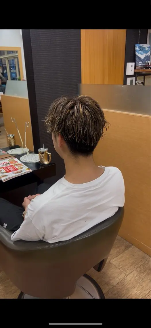 カラー メンズ オオエ トア／カットモデルのヘアスタイル