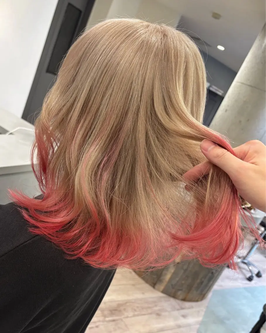 セミロング Loob.TOKYO MIYA🌈のヘアスタイル