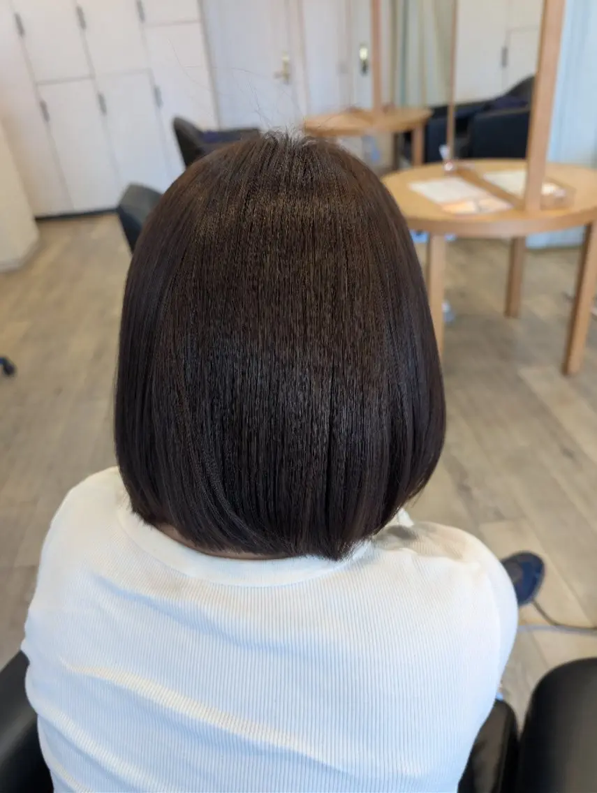 ショート ボブ 縮毛矯正 カット 縮毛矯正 トリートメント 田崎 暁大のヘアスタイル