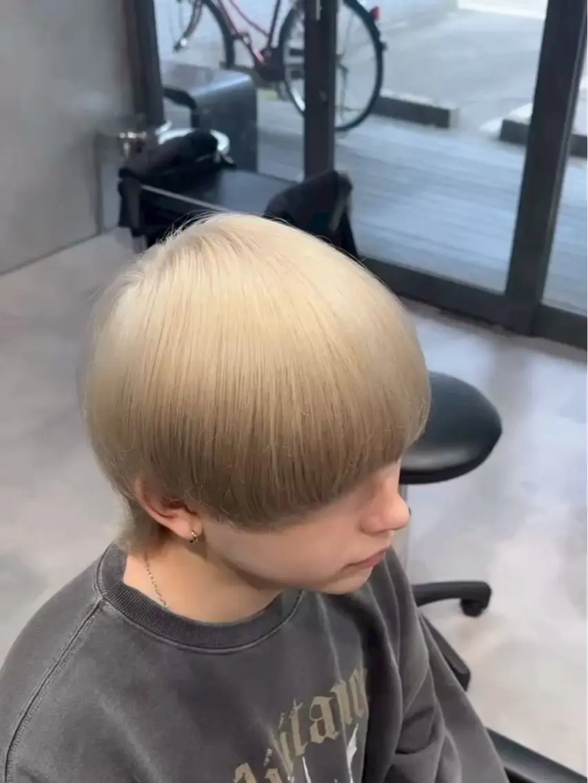 ショート 💖ハイトーン特化 💖nanaのヘアスタイル