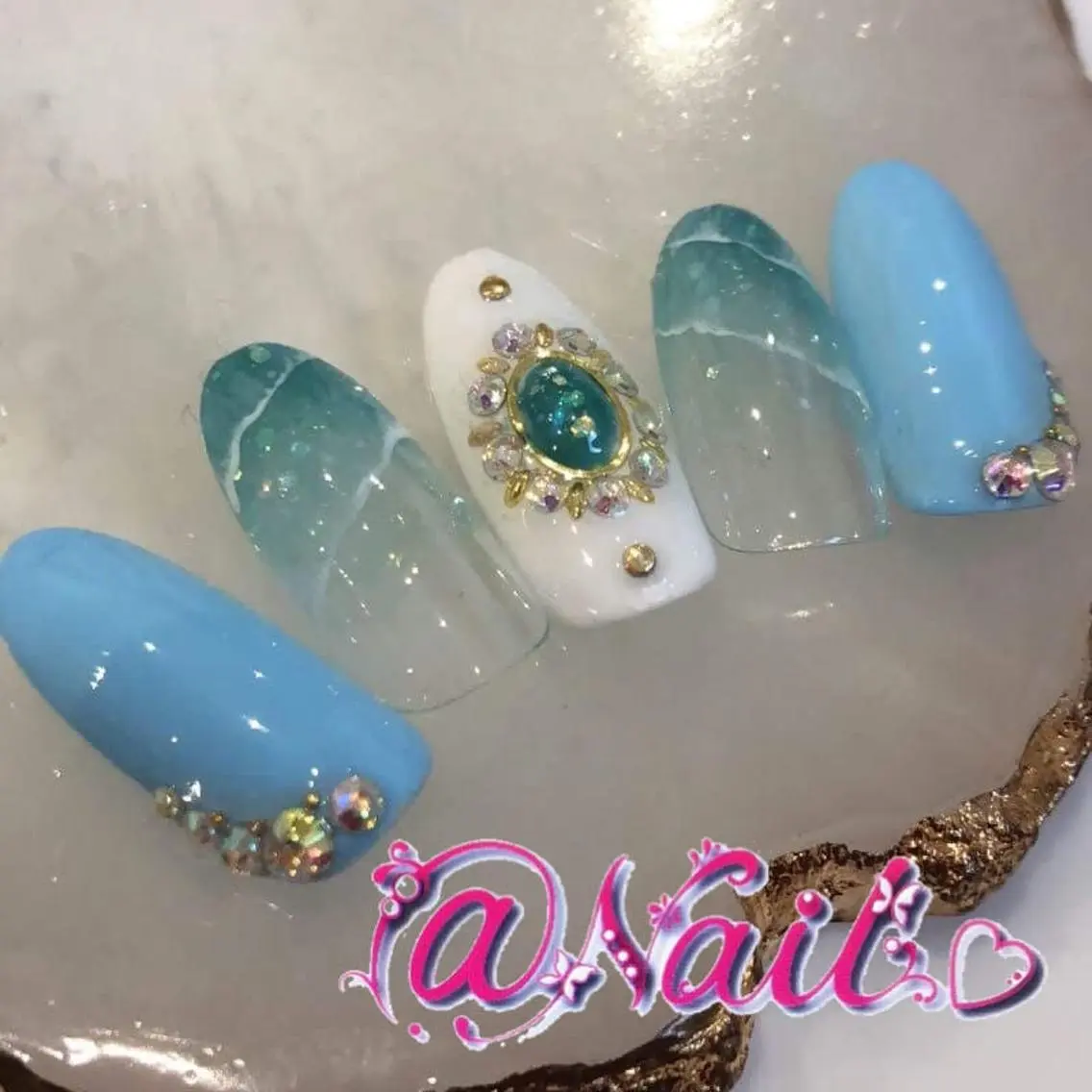 ネイル ネイルチップ 小尾 栞のネイルデザイン