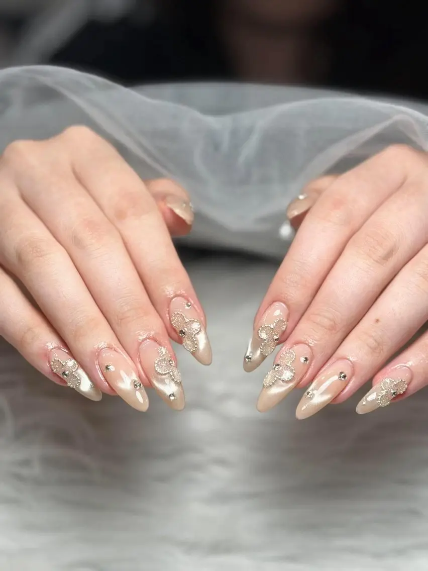 ネイル アートネイル 長さ出し ジェルネイル 韓国ネイル マグネットネイル ハンドネイル Cloudy Chan Nailのネイルデザイン