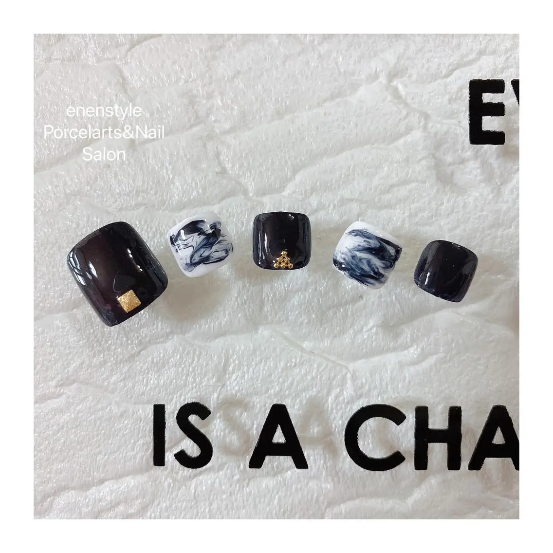 ショート ネイル ハンドネイル フットネイル 🐾enen style 🐾のネイルデザイン