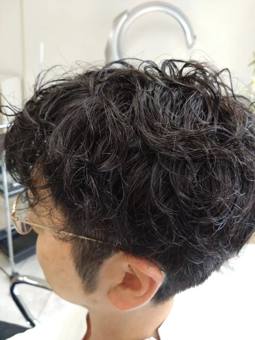 ✂️メンズパーマ➕️カット➕️カラー➕️【バーデンス】システムトリートメント✂️の写真