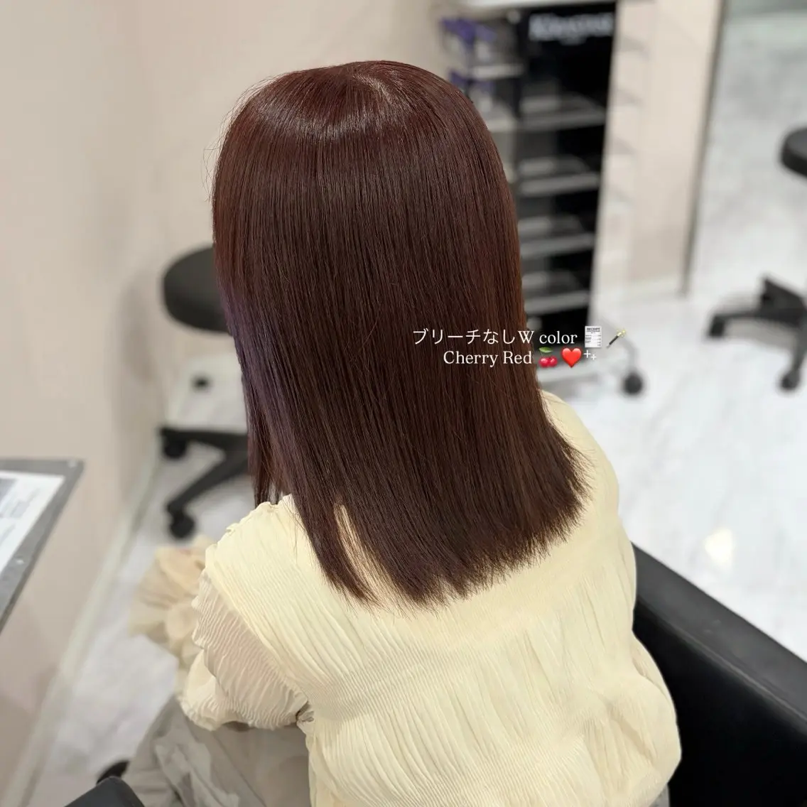 セミロング カラー ヘアカラー 透明感カラー🪼🩵 𝐑𝐢𝐧のヘアスタイル