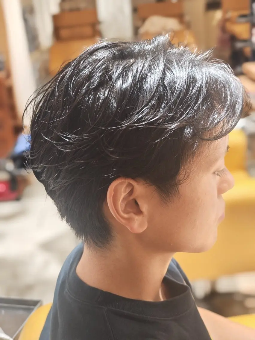 ショート パーマ メンズ 昆野 幸輝のヘアスタイル