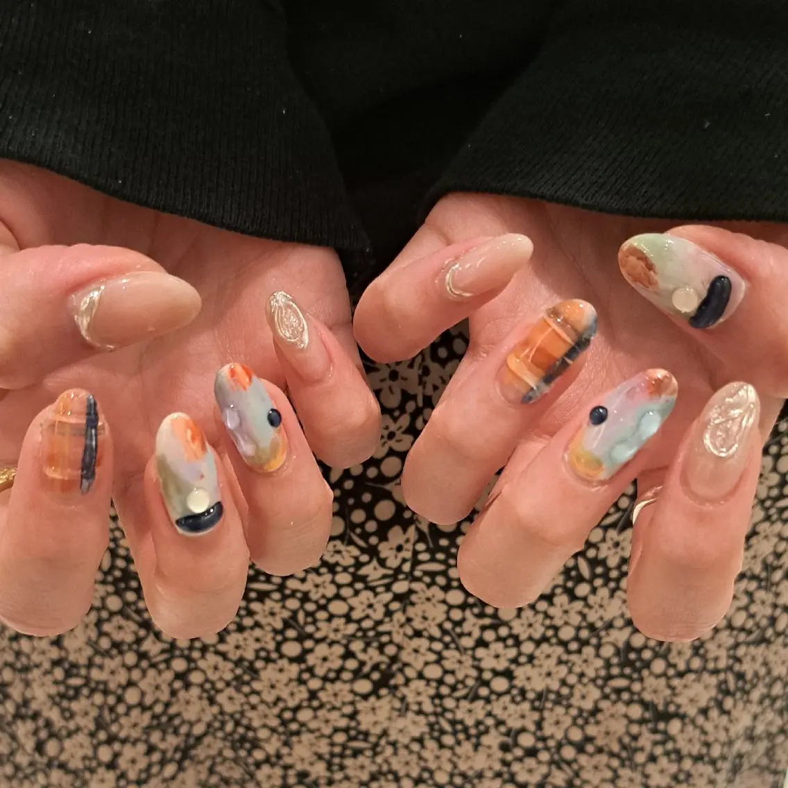 ネイル アートネイル ジェルネイル ミラーネイル 持ち込み ニュアンスネイル ハンドネイル Nail mood デザイン持ち込みokのネイルデザイン