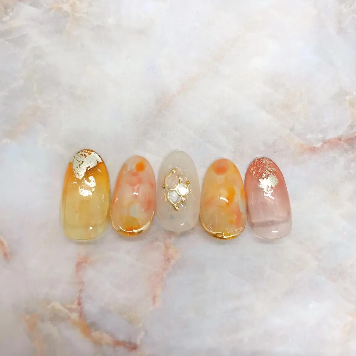 ネイル emunail あやかのネイルデザイン