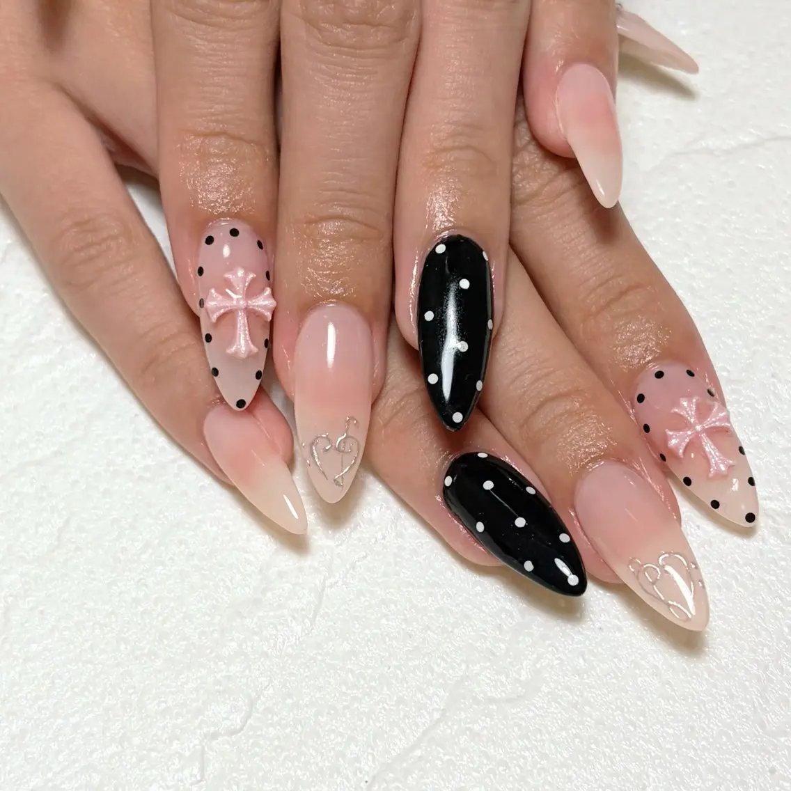 ネイル ハンドネイル RYAURA NAILのネイルデザイン