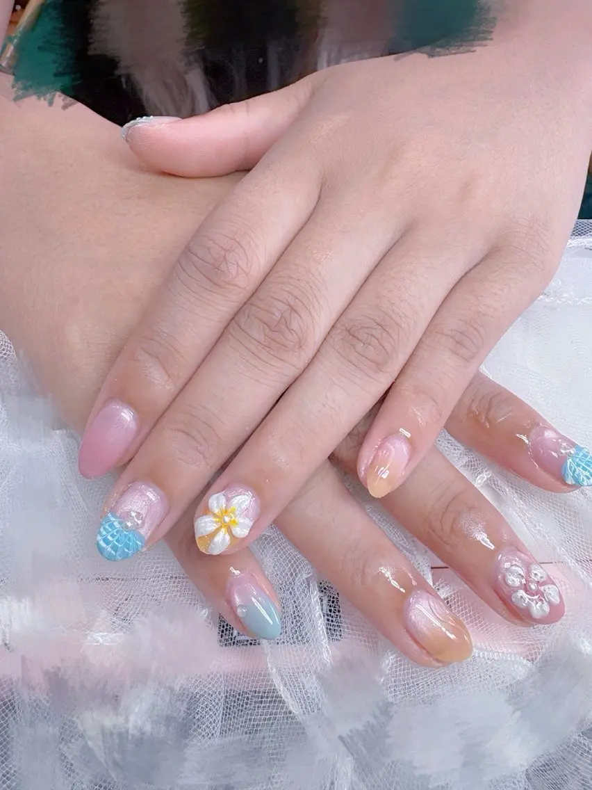 ネイル L’eclat Nailのネイルデザイン