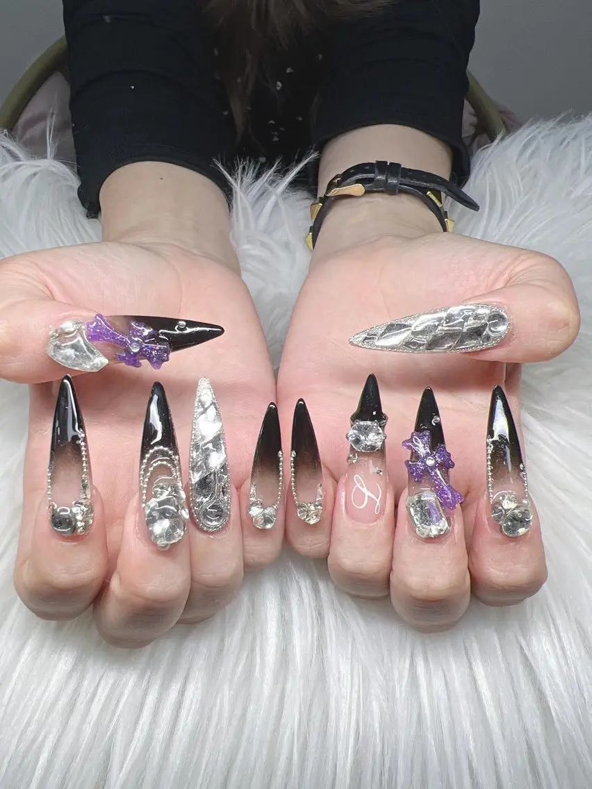 ネイル Lee Nailsのネイルデザイン
