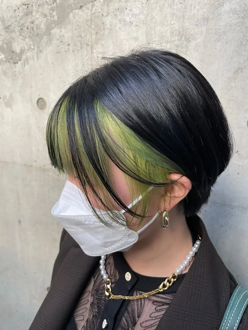 ショート カラー カット ヘアカラー トリートメント 花木 志穂のヘアスタイル