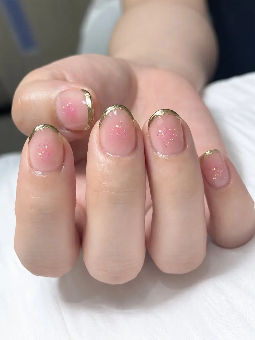 ネイル チークネイル フレンチネイル ラメ(グリッター) ミラーネイル ハンドネイル フットネイル NAILSALON Uniteのネイルデザイン
