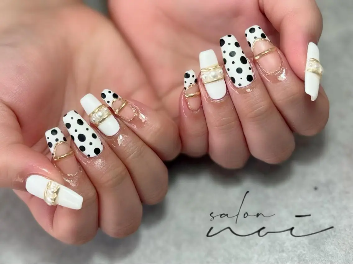 ネイル ドット ハンドネイル salon noiのネイルデザイン