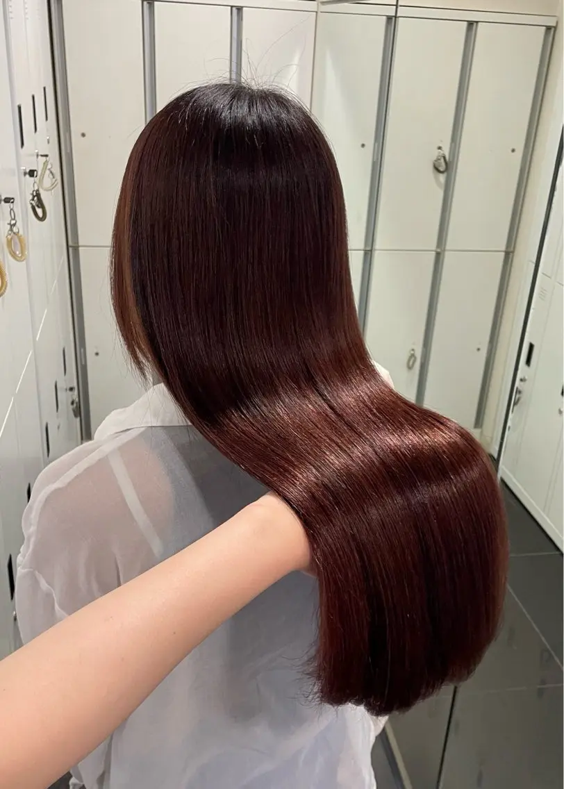 ロング カラー 髪質改善 縮毛矯正 トリートメント 酸性ストレート 垢抜け小顔レイヤー オリーブ/スミレのヘアスタイル