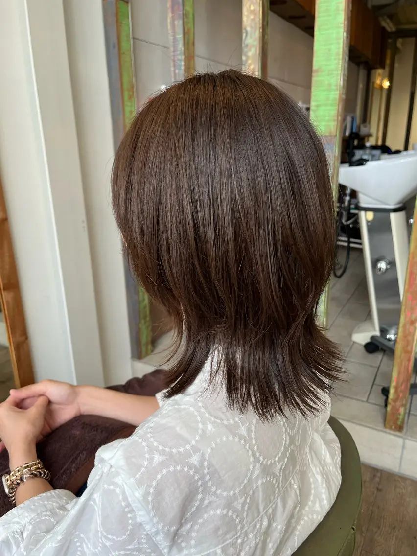 ミディアム 村松 花笑のヘアスタイル