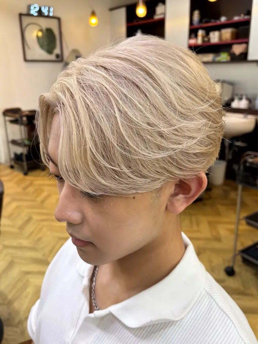 ショート カラー メンズ 柏のセンターパート のプロ関口 柊太のヘアスタイル