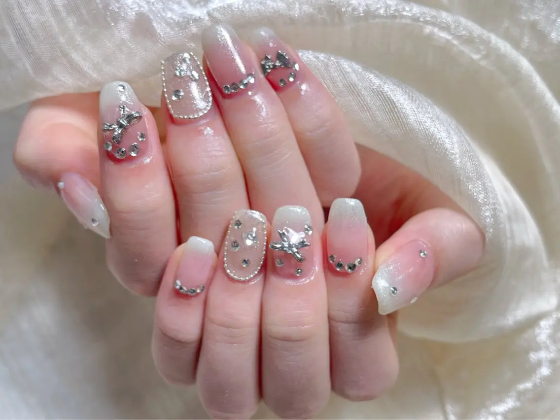 ネイル ハンドネイル 🎀ネイルサロン エクラYUI🎀のネイルデザイン