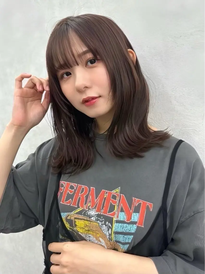 カラー ♻️ブリーチなし カラー♻️のヘアスタイル