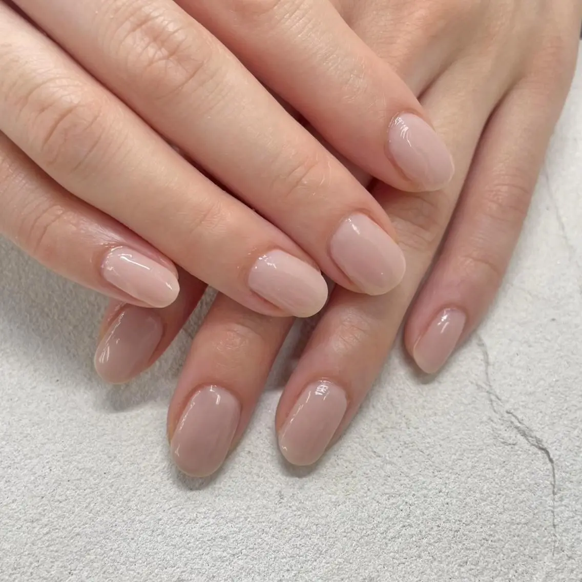 カラー miki ✴︎ 田町/パラジェルのネイルデザイン