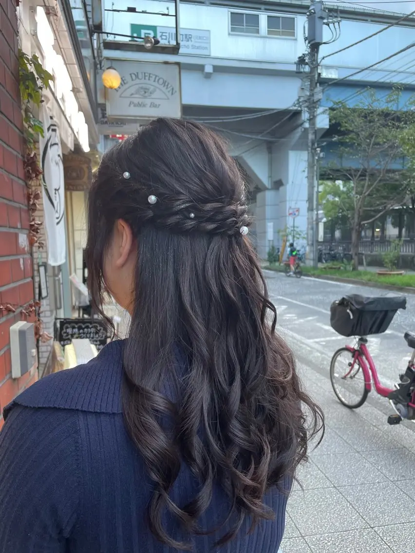 ヘアアレンジ ハーフアップ 👑派手髪/カット 👑ANRYのヘアスタイル