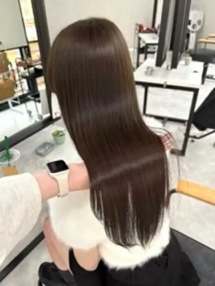 ロング カラー 透明感カラー グレージュ ラベンダーカラー カット ヘアカラー 盛れる顔まわり✨🎀 レイヤー別所好葉のヘアスタイル