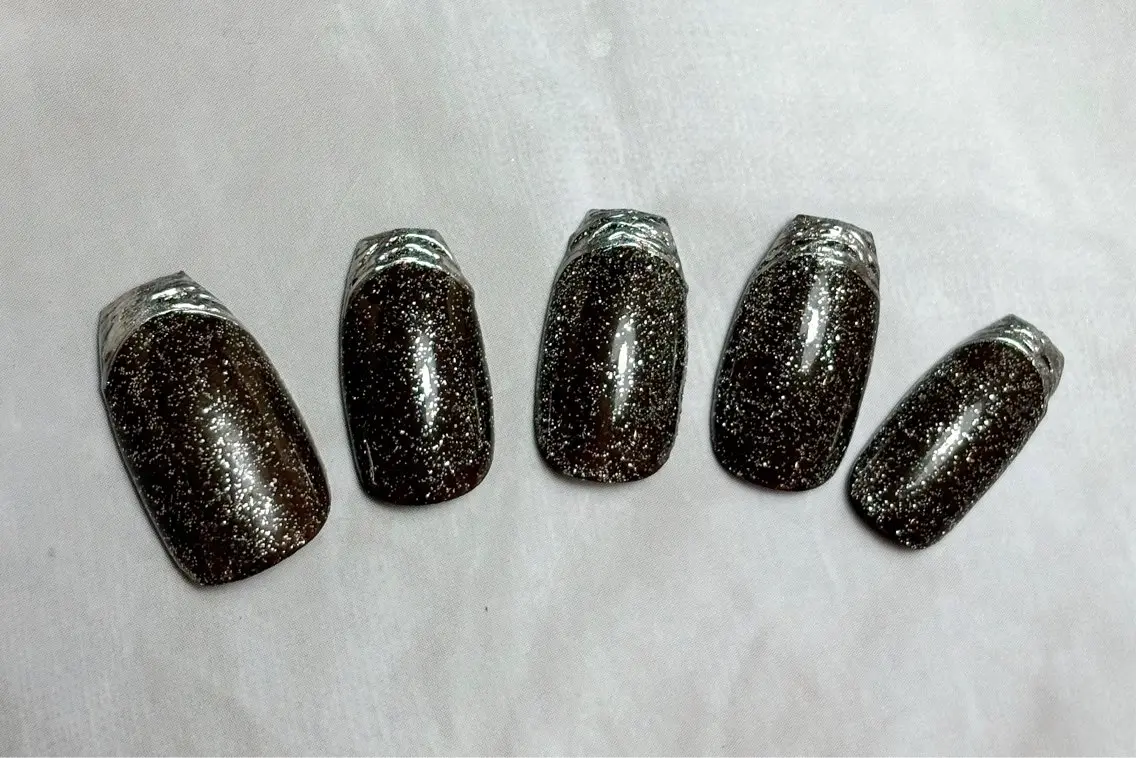 ネイル フラッシュネイル フレンチネイル ミラーネイル SUI nailのネイルデザイン