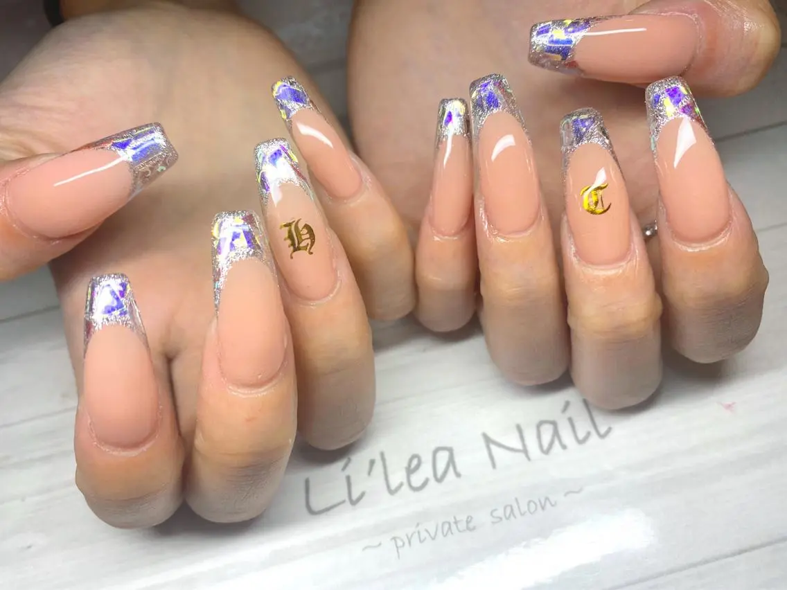 ロング ネイル Li'leaNail AINAのネイルデザイン