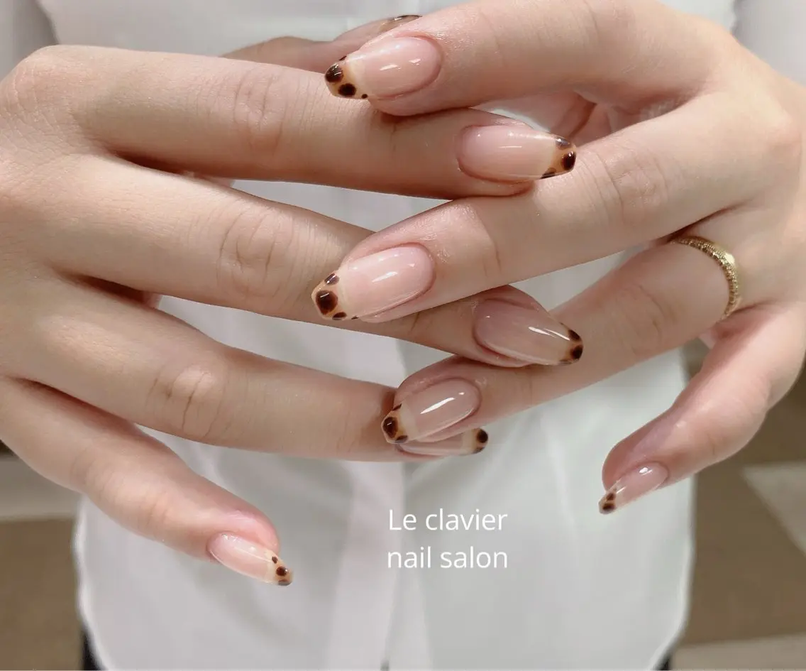 ネイル 長さ出し ジェルネイル パラジェル スカルプネイル ソフトジェル Mina Nailのネイルデザイン