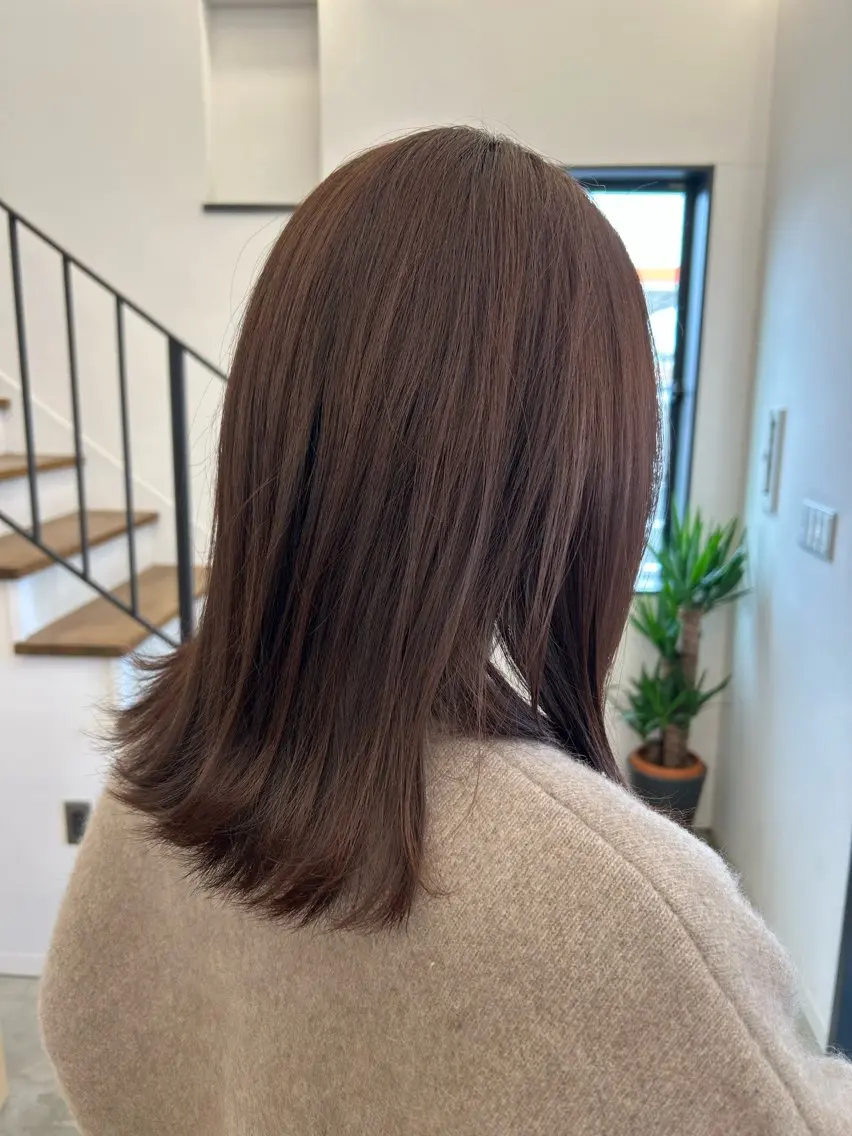 ミディアム 韓国風ヘア ヘアカラー 本澤 朋香のヘアスタイル