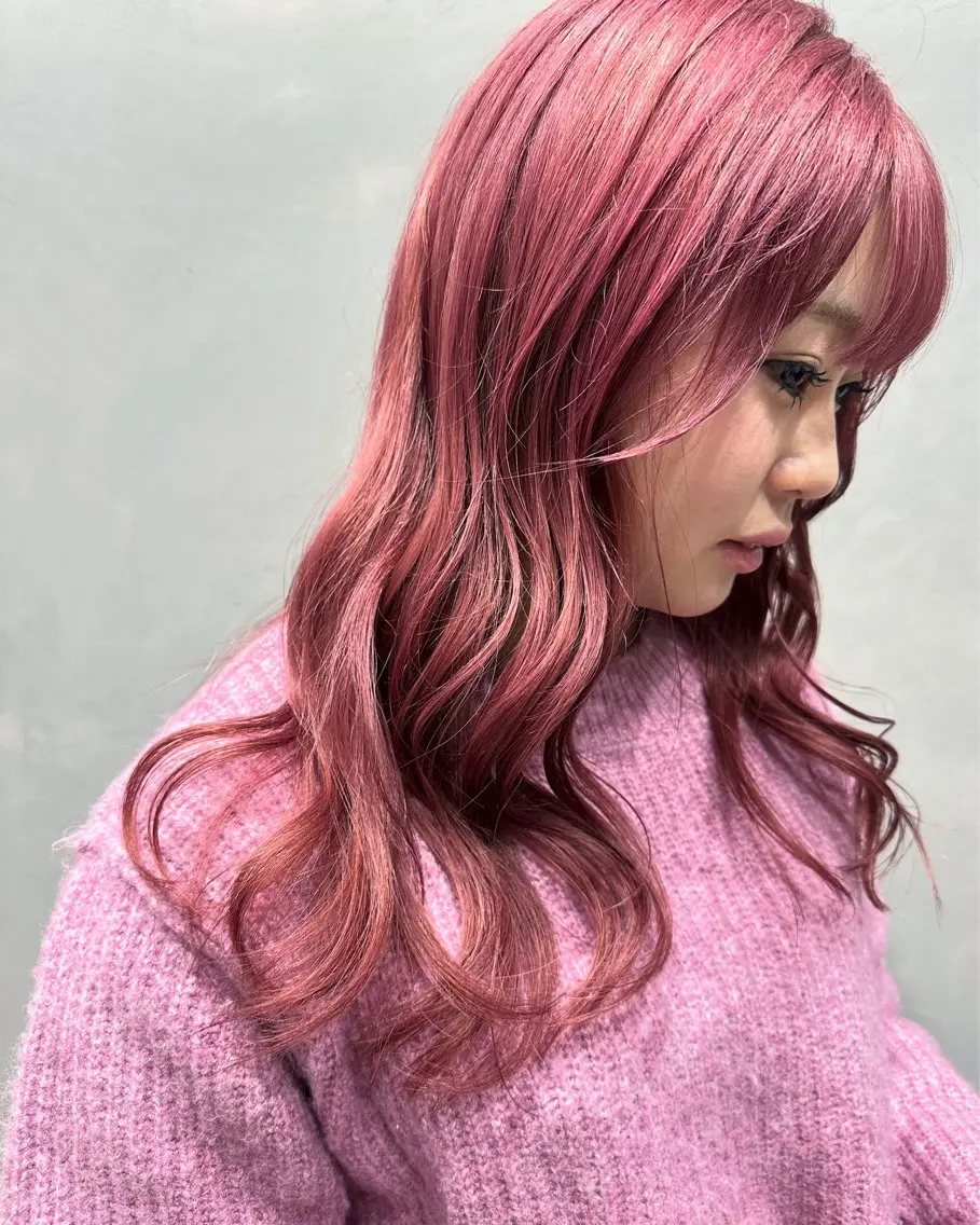 ロング カラー ブリーチ ピンクカラー ヘアカラー newi まーぼーのヘアスタイル