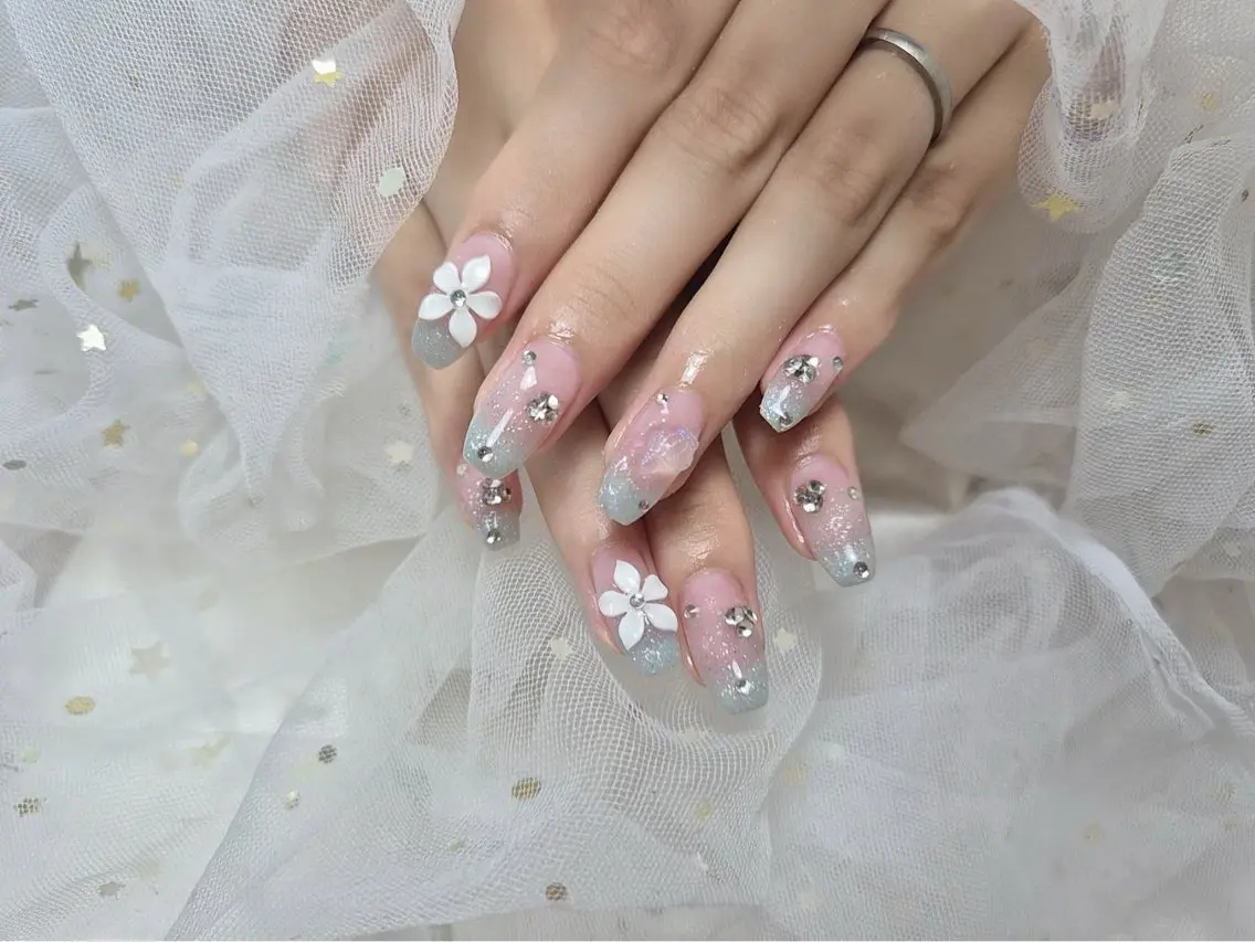 ネイル ジョリ kasumi🌹💅のネイルデザイン