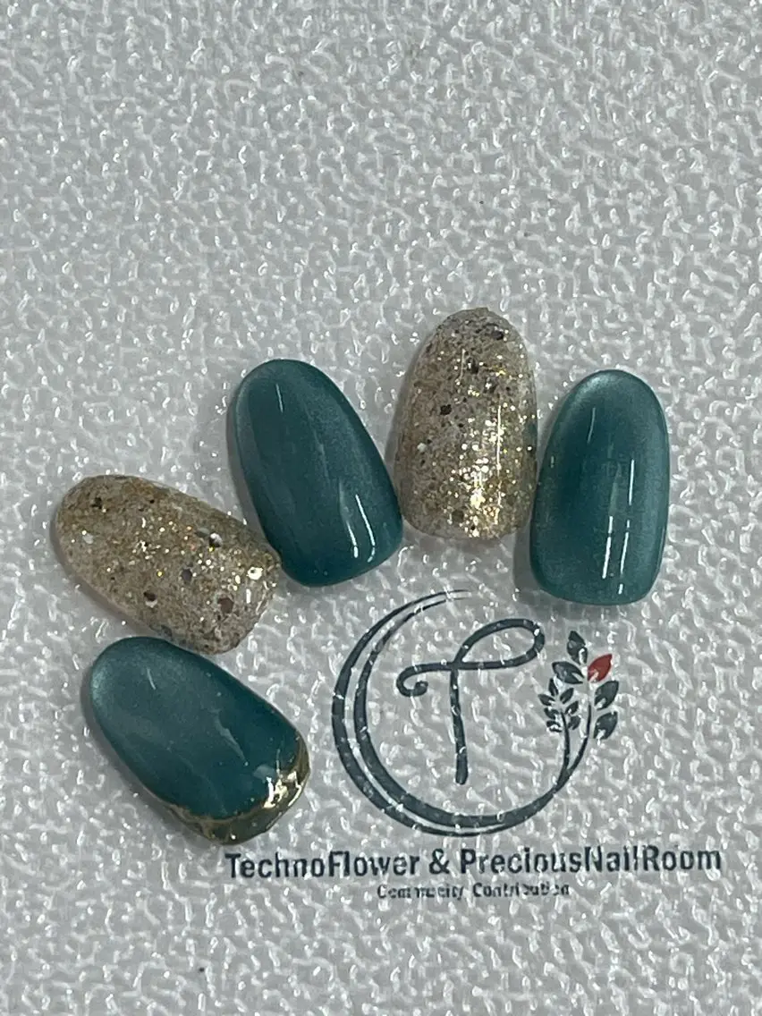 ネイル フラワーネイル ハンドネイル フットネイル precious nail roomのネイルデザイン