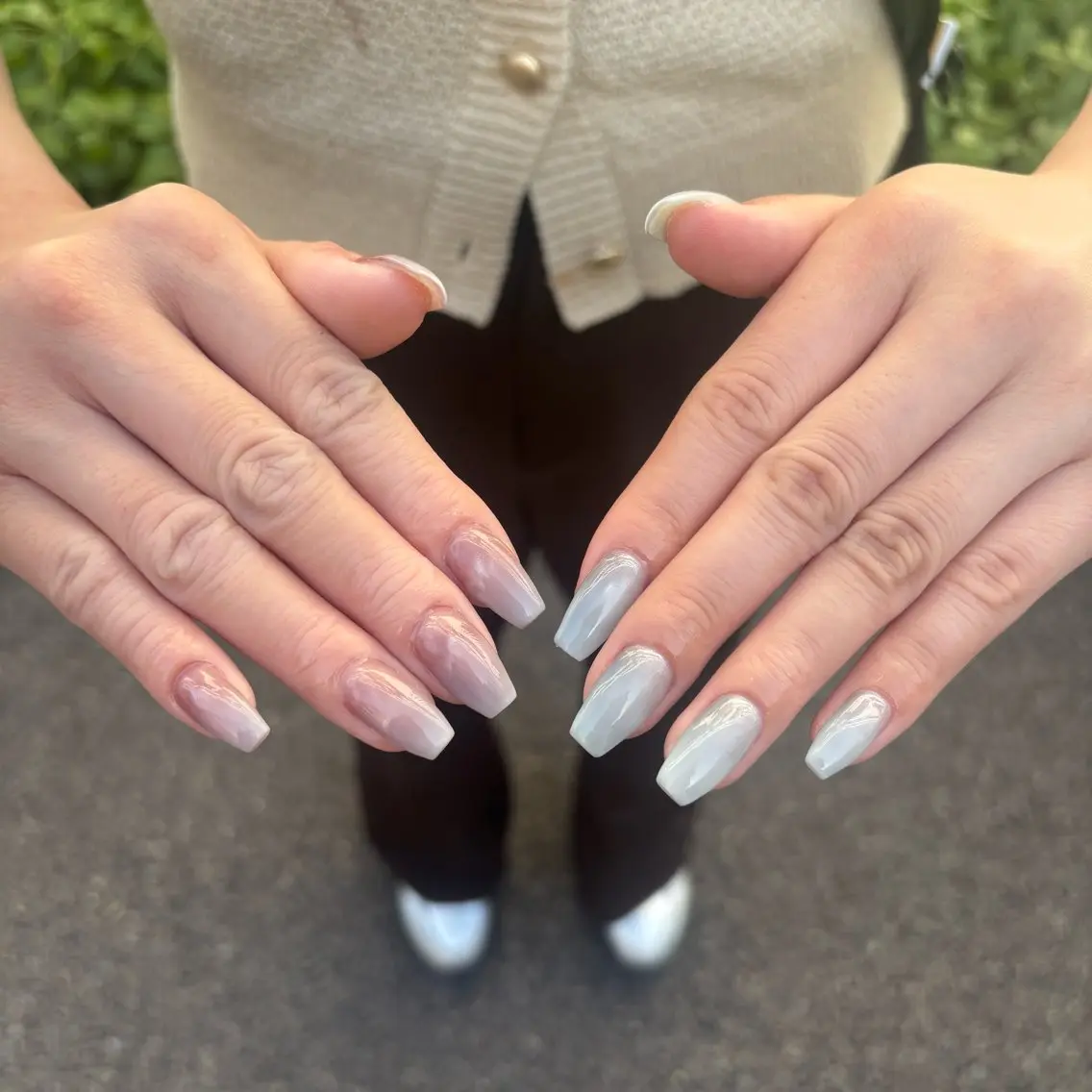 ネイル グラデーション マグネットネイル ホワイト Viel💅 〜himene〜のネイルデザイン