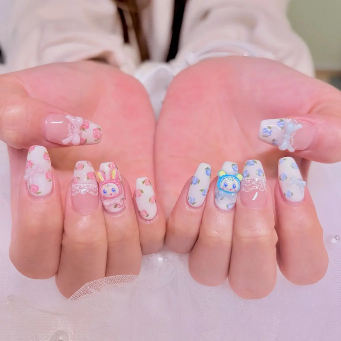 ネイル nail salon e'mu💐のネイルデザイン