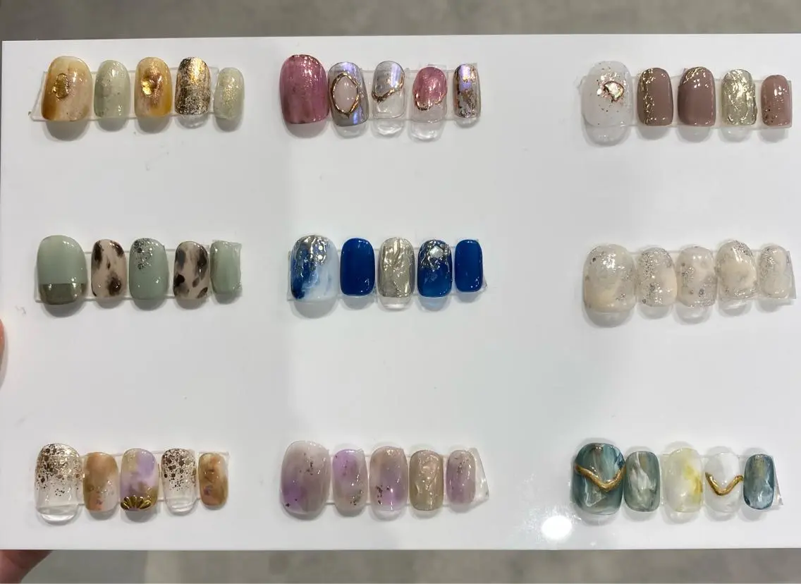 ネイル 鎌田 玲奈のネイルデザイン