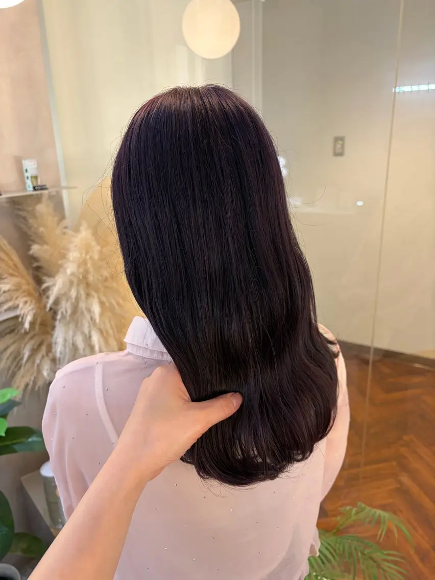 ミディアム カラー ブリーチ ケアブリーチ ダブルカラー ラベンダーカラー レイヤーカット カット ヘアカラー トリートメント Ayano‪‪🎀似 合わせ×透明感🎀のヘアスタイル
