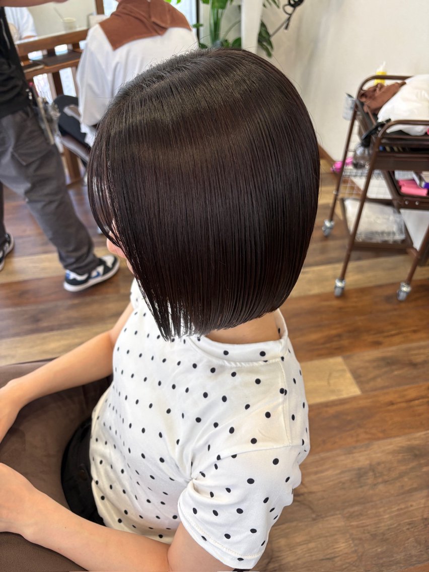 ショート ボブ カット ヘアカラー トリートメント 安村 美奈のヘアスタイル