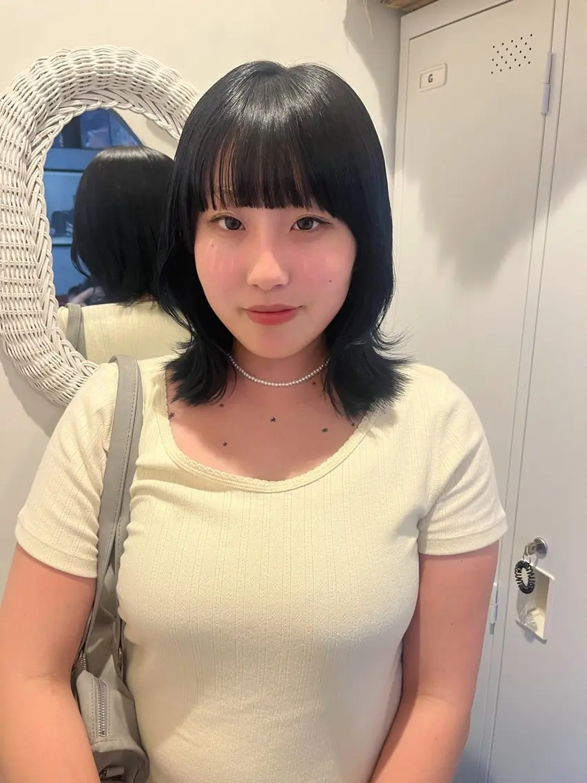 ミディアム カラー loty _nanamiのヘアスタイル