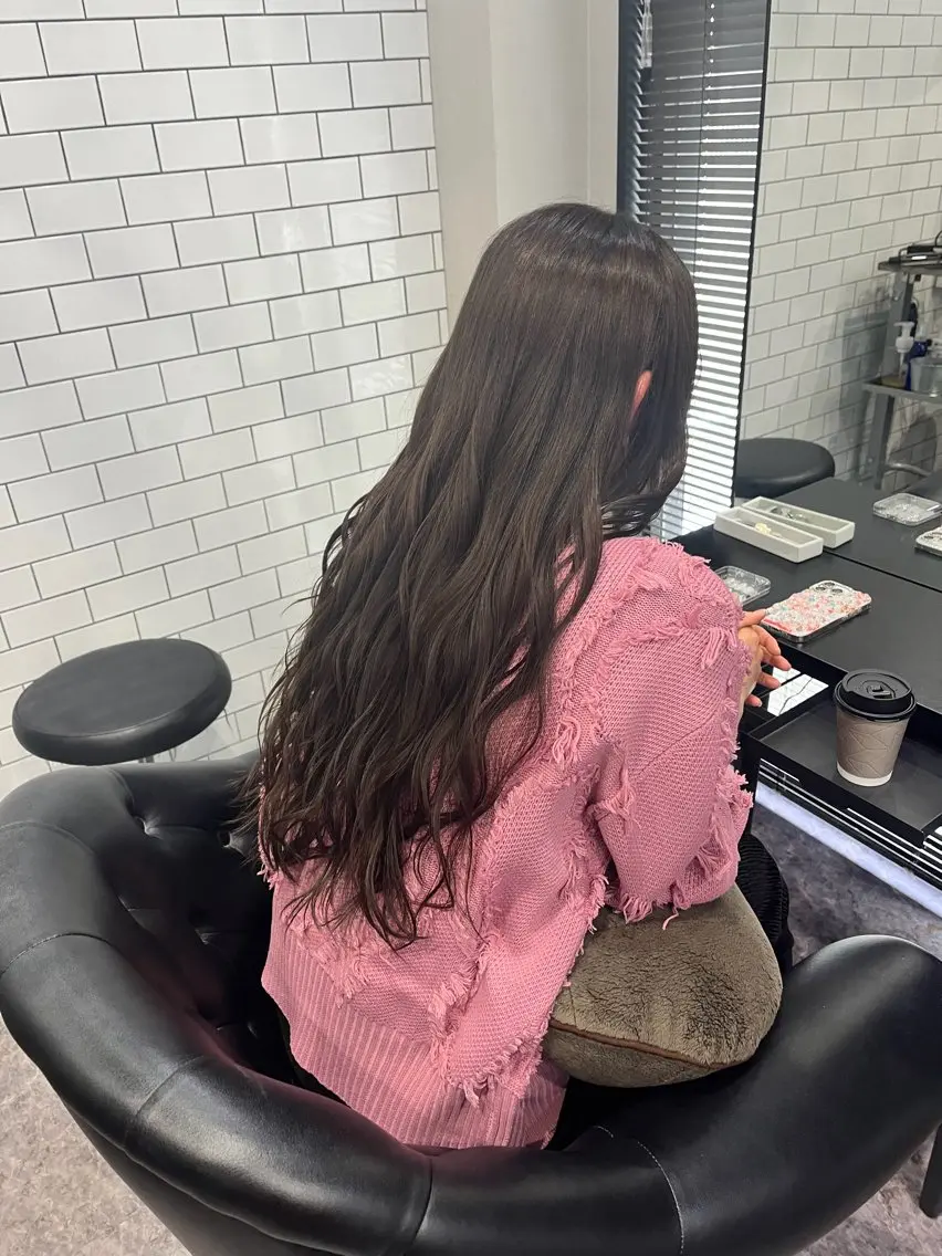 ロング カラー カット ヘアカラー 友滝 真菜美のヘアスタイル