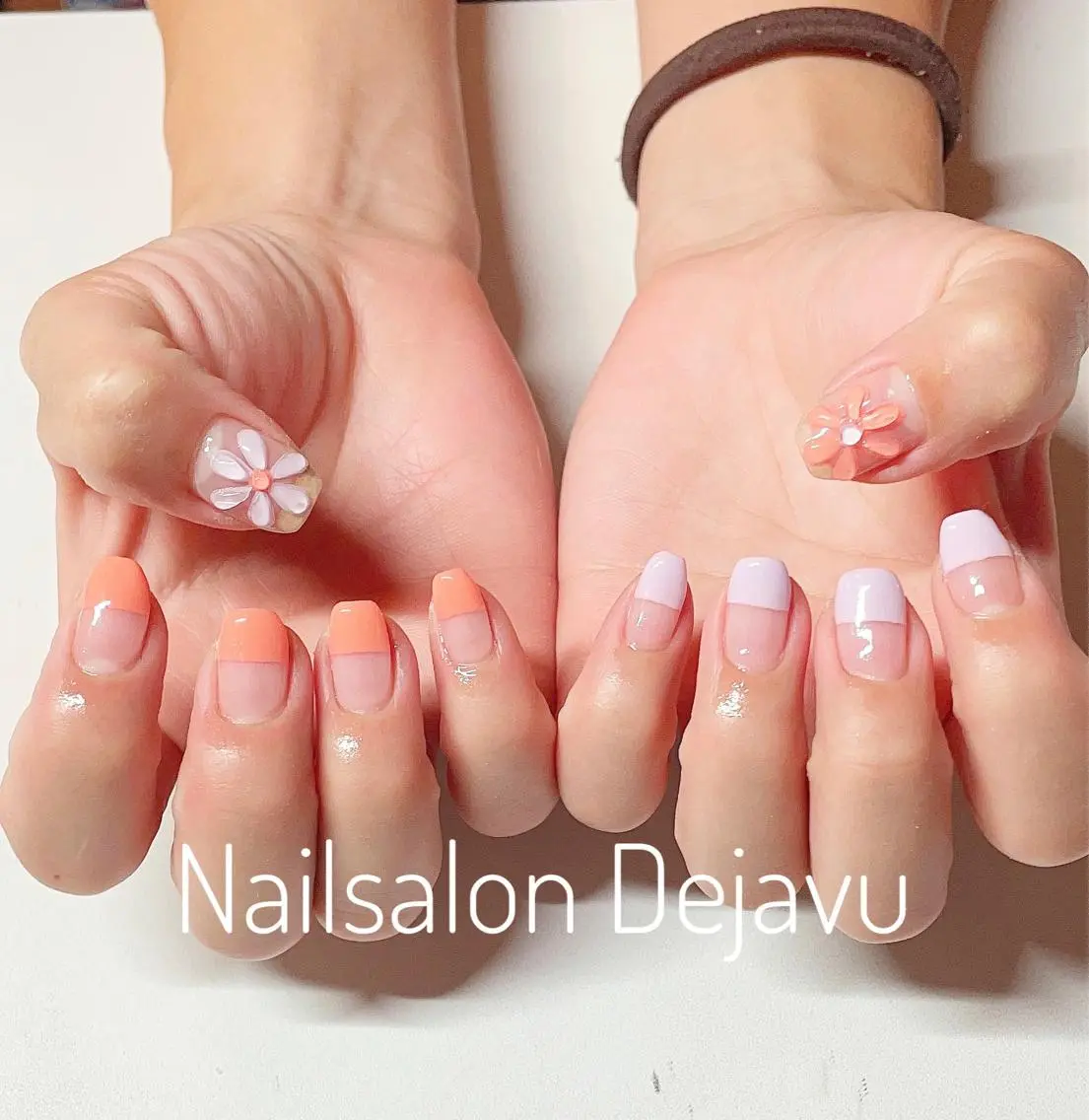ネイル アートネイル クリアネイル フレンチネイル ジェルネイル オレンジ Nail salon Dejavu 🌿のネイルデザイン